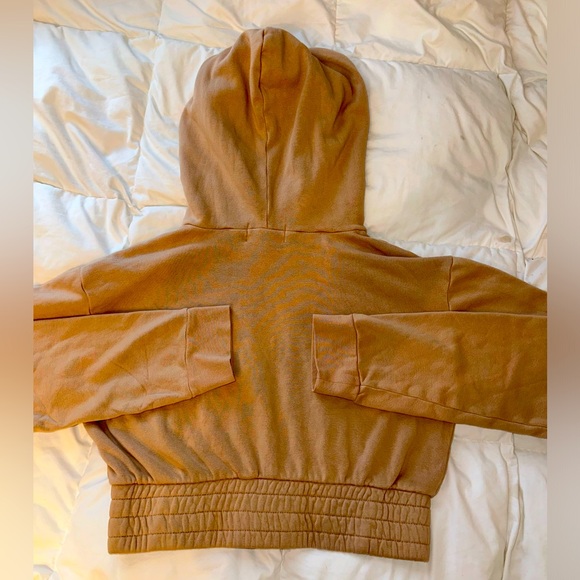 EUC Talentless Cropped Boxing Hoodie Size M - Picture 3 of 4